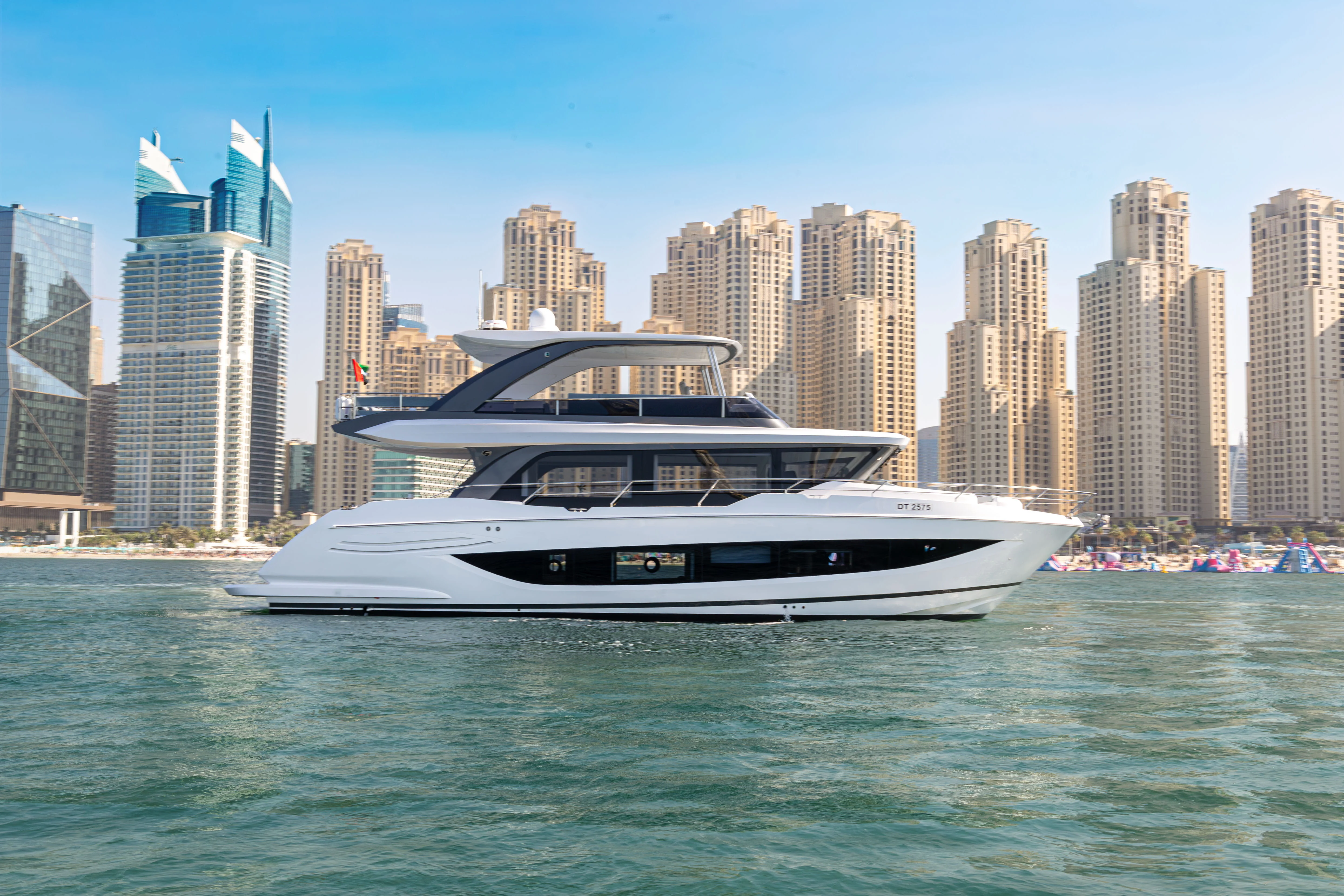 Apex by Seven Yachts, photo 2