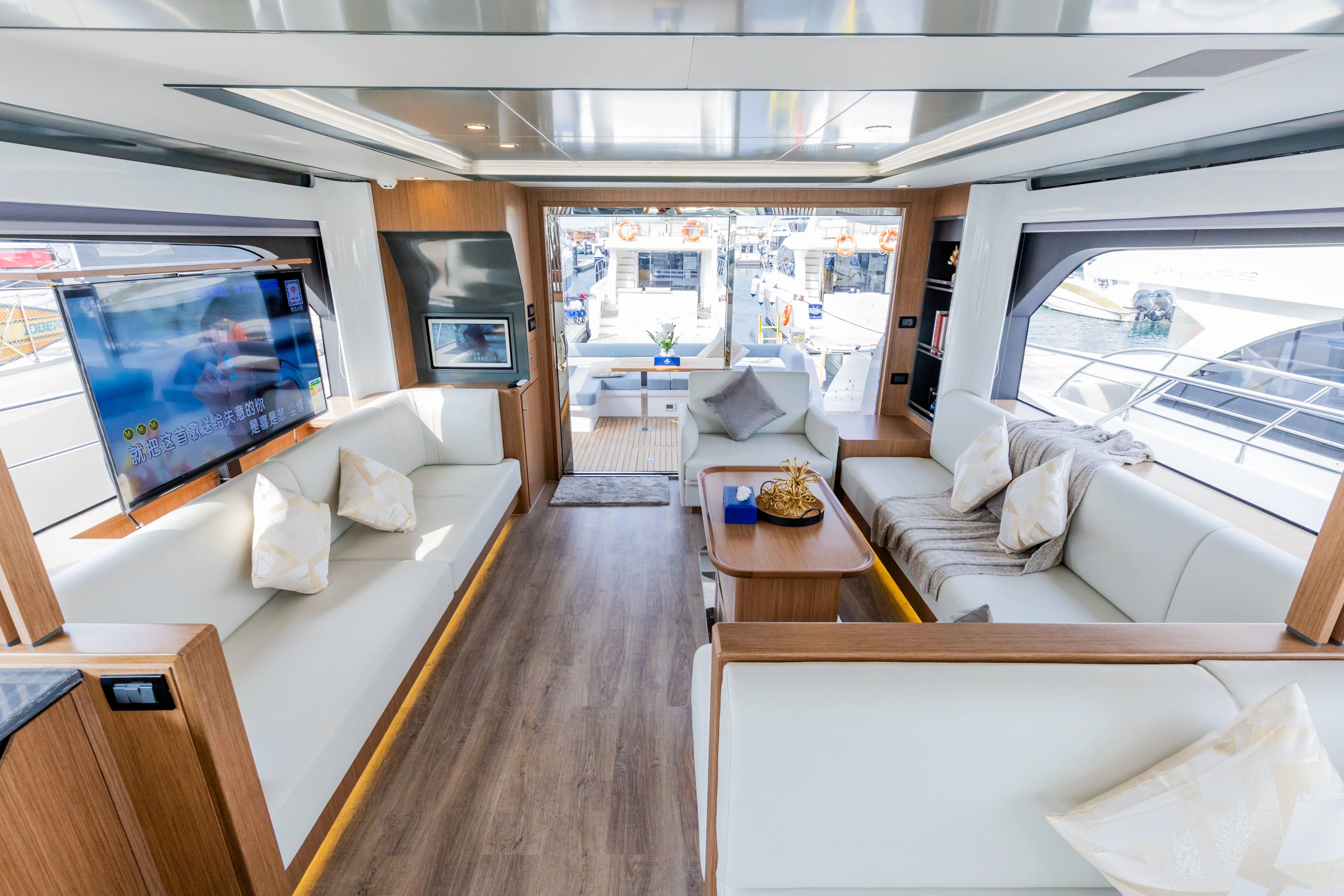 Apex by Seven Yachts, photo 15