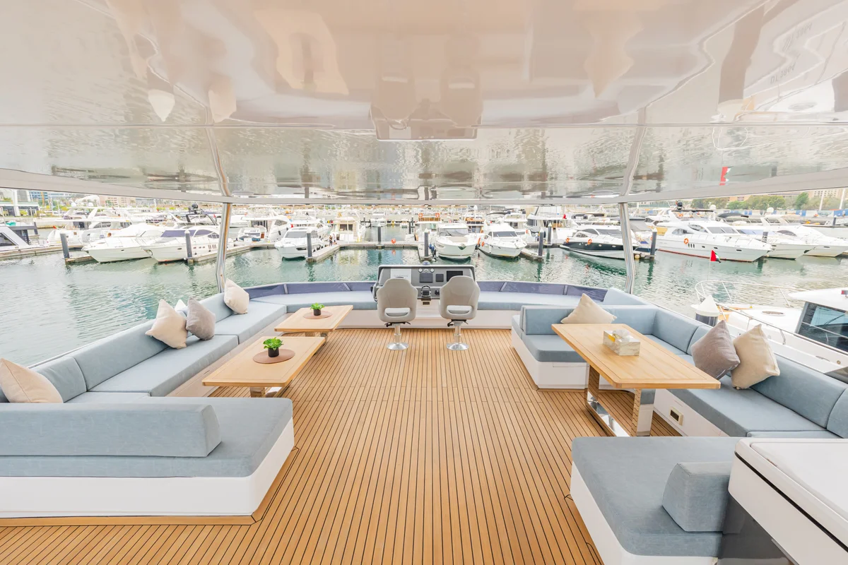 Infinity by Seven Yachts, photo 4