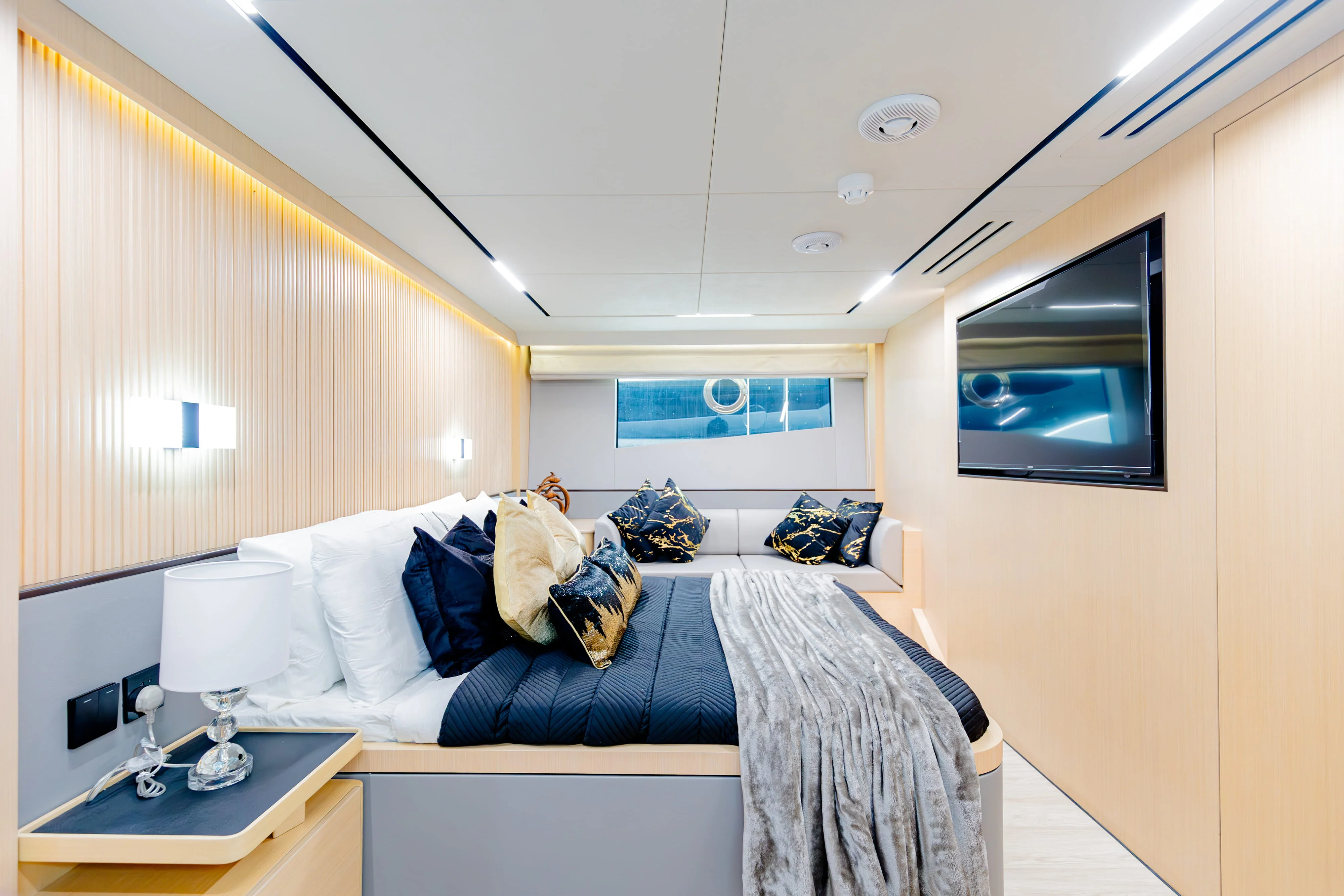 Reno by Seven Yachts, photo 22