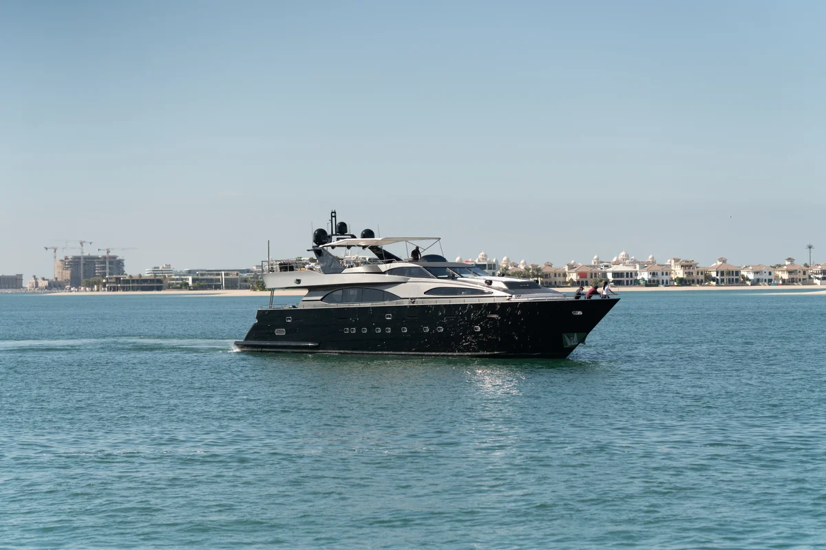 Spectre by Seven Yachts