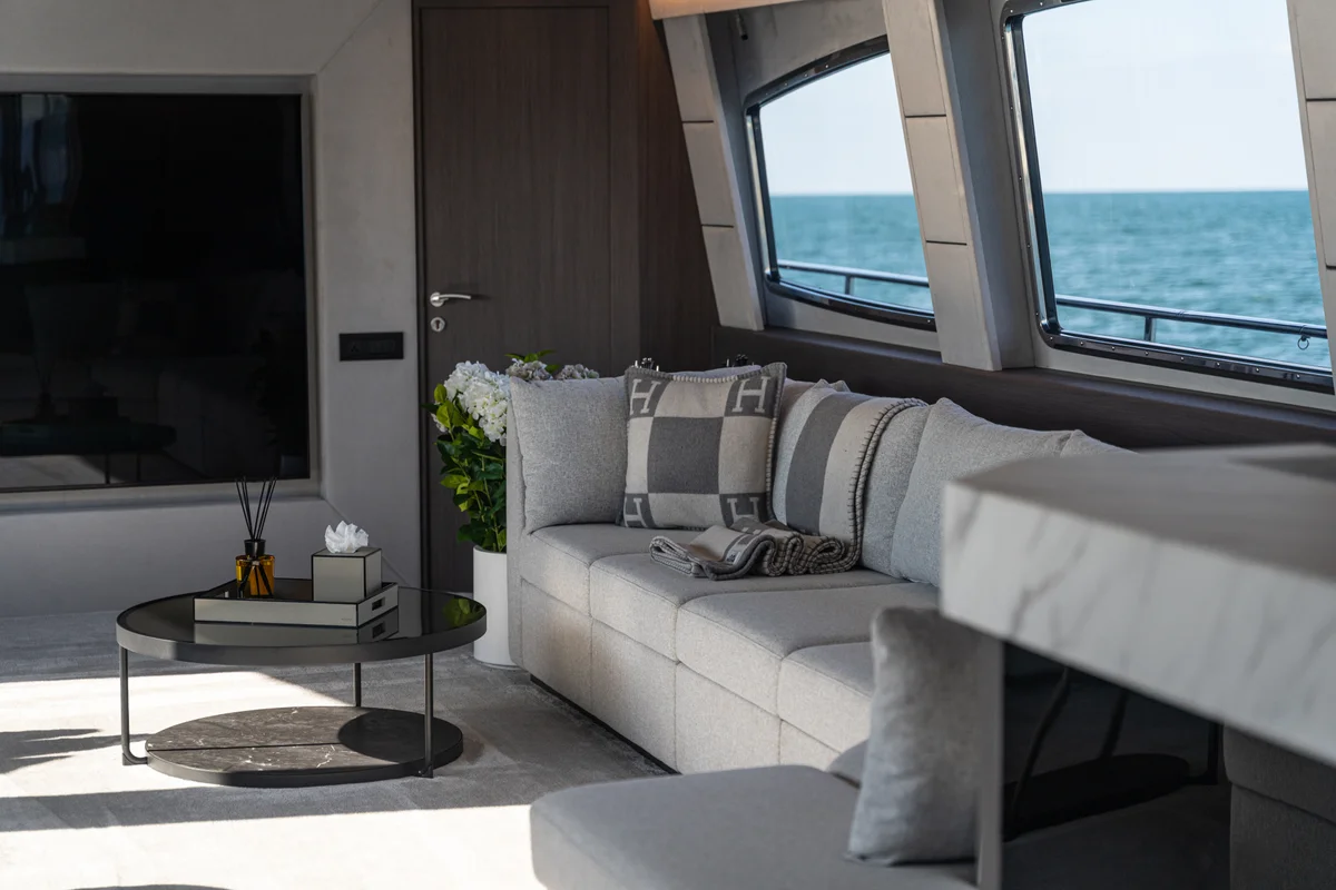 Spectre by Seven Yachts, photo 15