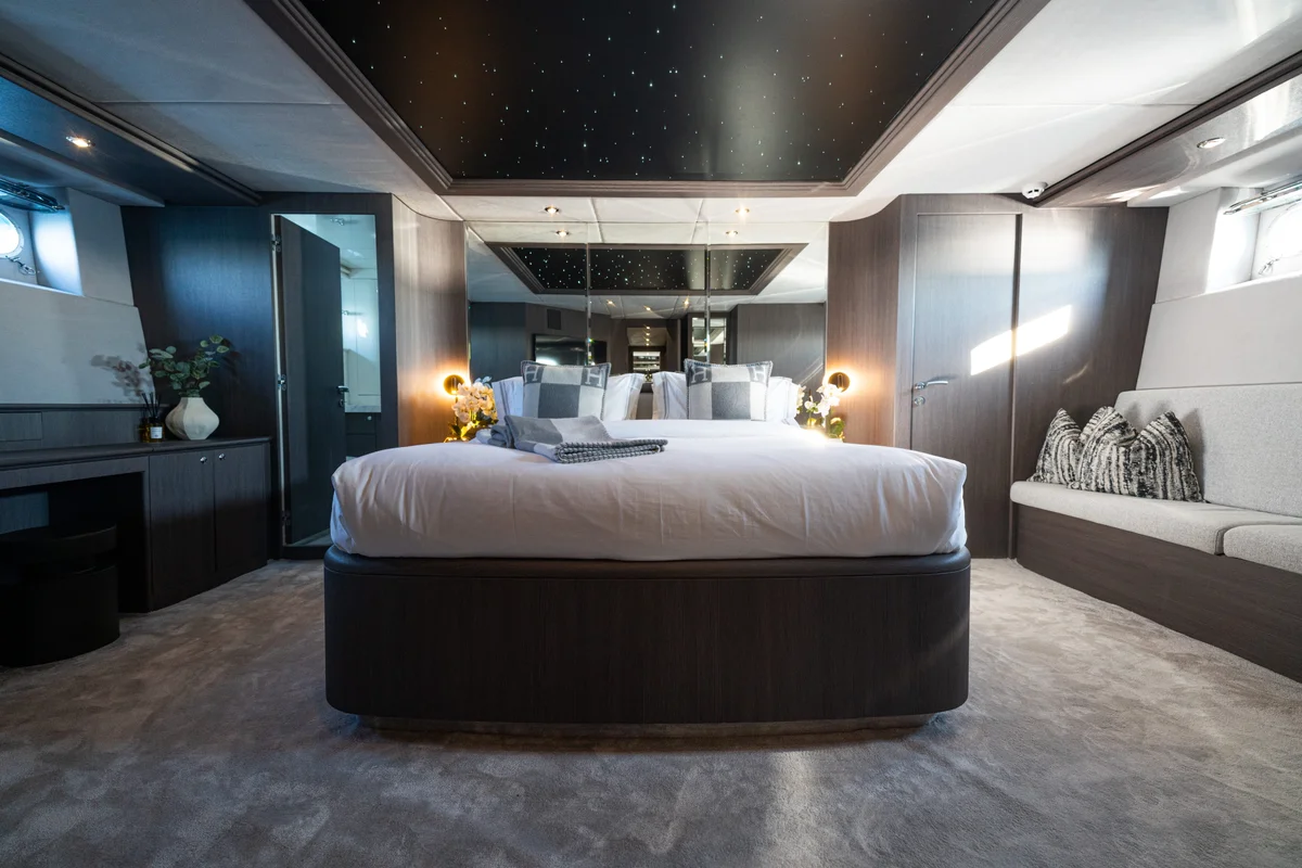 Spectre by Seven Yachts, photo 27